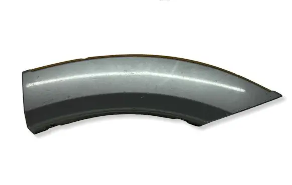 Mitsubishi Pajero Rear arch trim MR478749