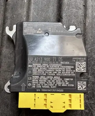 Mercedes-Benz E W213 Airbag control unit/module A2139010104 A2139007105 A2139028202
