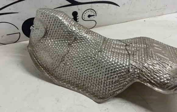 Toyota RAV 4 (XA50) Exhaust heat shield 