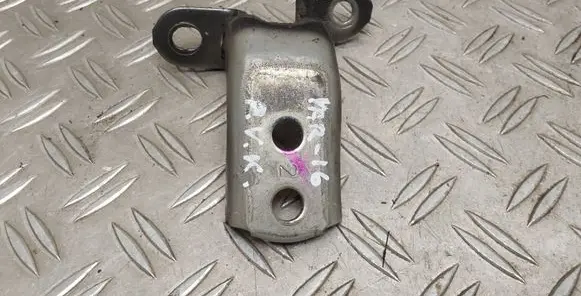 Toyota Yaris Front door upper hinge 