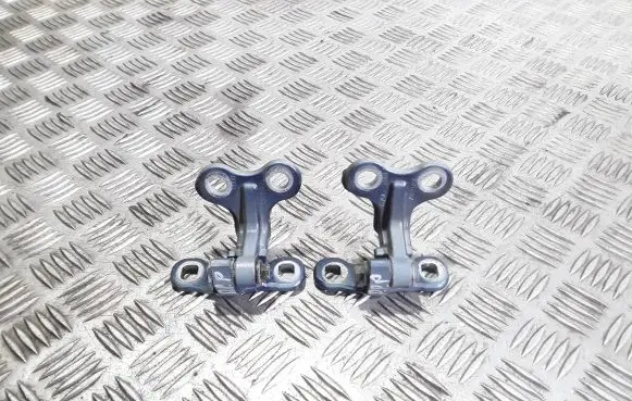 Front door hinge set