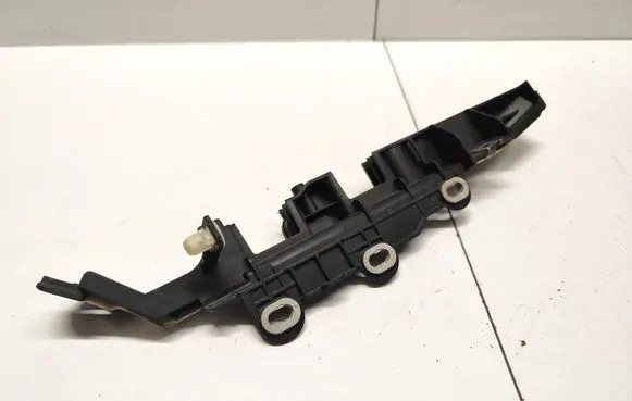 Other engine bay part