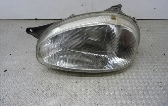 Opel Corsa B Headlight/headlamp 