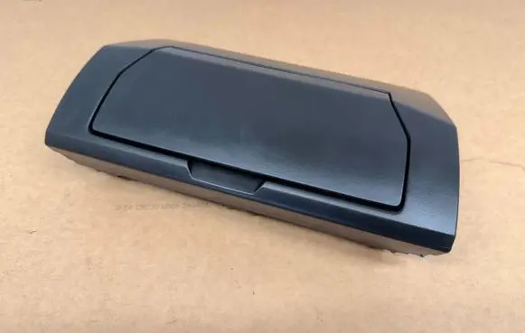 Dacia Sandero III Glove box SAN3SCHOGOR1 684704053R