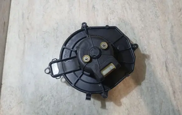 Citroen Berlingo Heater fan/blower 5G6928100