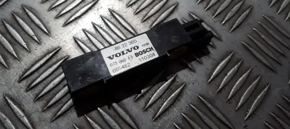 Volvo V70 Airbag deployment crash/impact sensor 8622365 005482110304