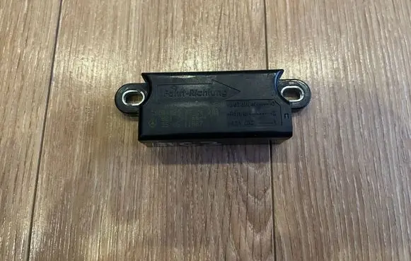 Mercedes-Benz E W211 Airbag deployment crash/impact sensor A0038200726 350511867 8D1761665