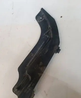 Mercedes-Benz GL X164 Front splash guards bracket 06070370028