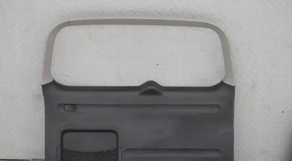 Toyota RAV 4 (XA30) Tailgate/boot lid cover trim 