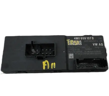 Audi Q7 4M Trunk lid opening control unit 4M0959107B
