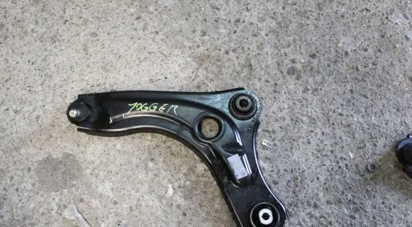 Dacia Jogger Front control arm