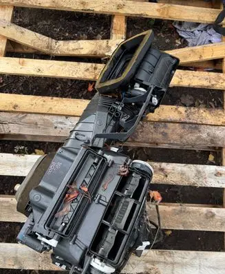 Skoda Superb B6 (3T) Interior heater climate box assembly 3T1820003N CZ1164550702 CZ4431607321