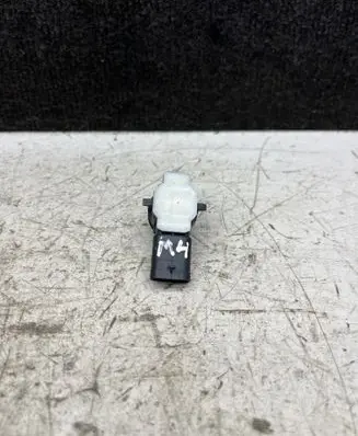 BMW M4 F82 F83 Parking PDC sensor 0263023475 9317896