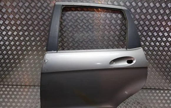 Mercedes-Benz A W169 Rear door S18031483