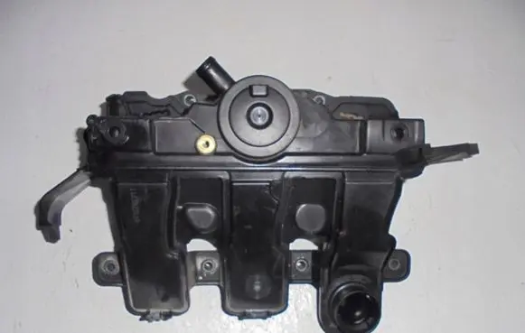 Nissan Qashqai Intake manifold 118302761R