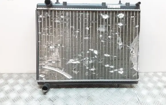 Citroen C4 I Coolant radiator
