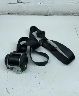 Renault Kangoo II Front seatbelt 8200448760