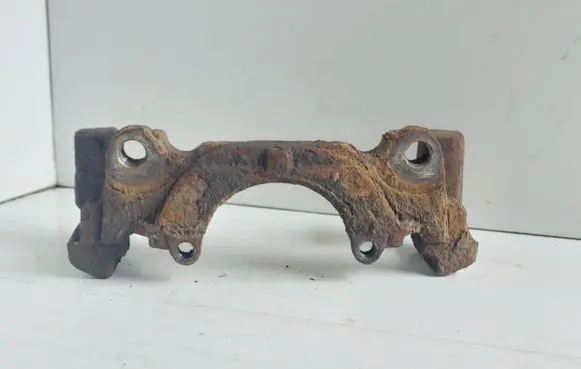 Skoda Octavia Mk2 (1Z) Front Brake Caliper Pad/Carrier 