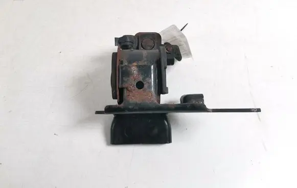 Toyota Corolla Verso E121 Engine mount bracket 12372-27020