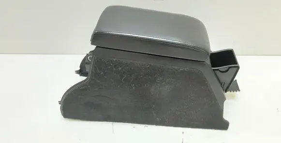 Skoda Superb B5 (3U) Armrest 3U0863319A