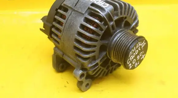 Volkswagen Caddy Generator/alternator 06F903023C
