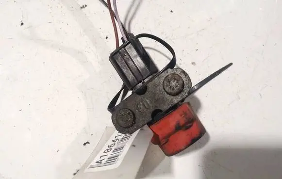 Peugeot 206 Fuel cut-off switch 1477226080 f029171j6
