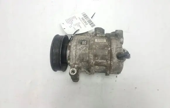 Volkswagen Golf VII Air conditioning (A/C) compressor (pump) 5Q0820803