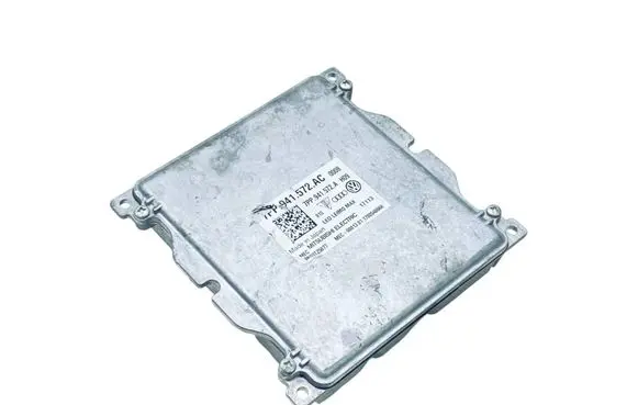 Porsche Panamera (971) LED ballast control module 958941572C