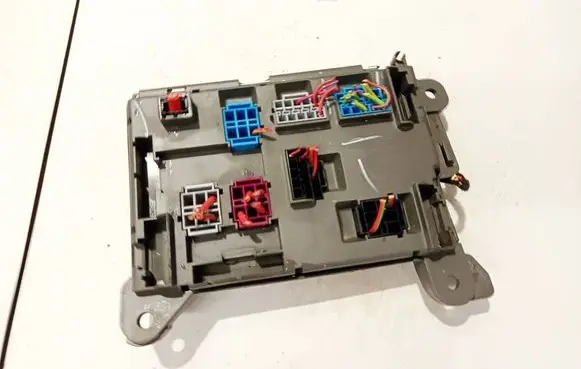 BMW X6 E71 Fuse box set 
