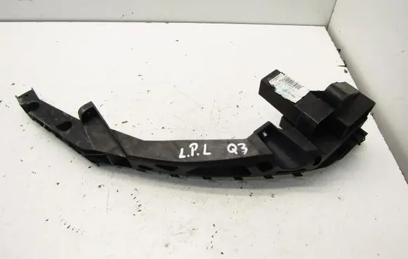 Audi Q3 8U Headlight/headlamp mounting bracket 8U0805607A