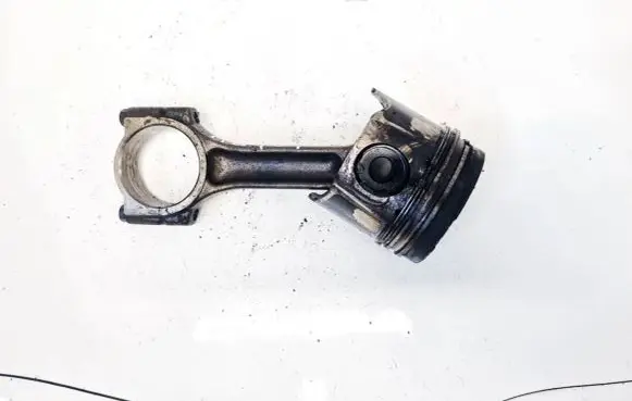 Volvo S40, V40 Piston with connecting rod