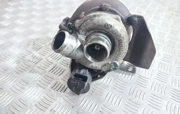 Land Rover Discovery 3 - LR3 Turbo 4H206K682CG HJ50087437