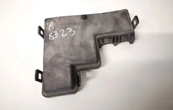Nissan Qashqai Fuse box cover