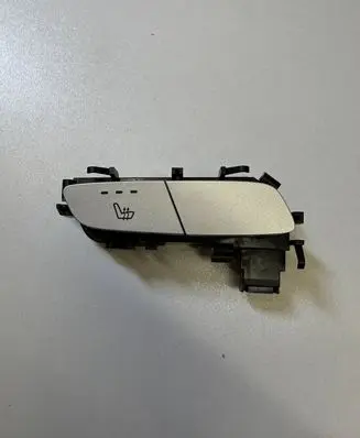 Mercedes-Benz C W205 Seat heating switch a2139057302