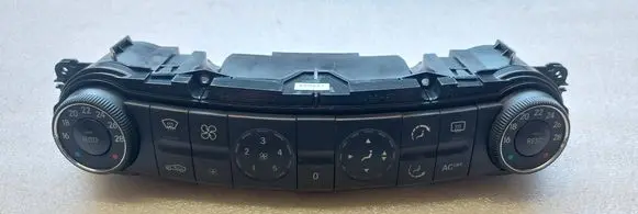 Mercedes-Benz E W211 Climate control unit 2118300385