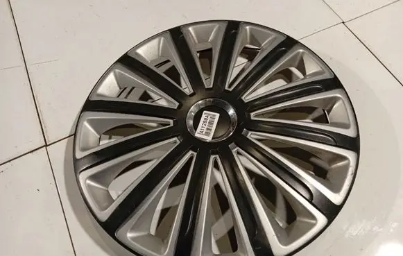 Citroen C5 R16 wheel hub/cap/trim