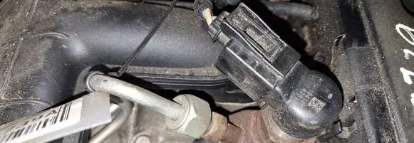 Citroen C4 I Picasso Fuel injector 9658194180