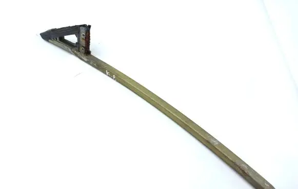 Mercedes-Benz S W116 Front door windshield rail 