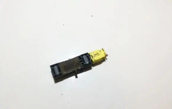 Nissan Almera Tino Airbag deployment crash/impact sensor 98831bu200