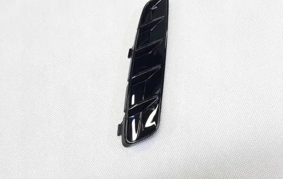 Front bumper lower grill