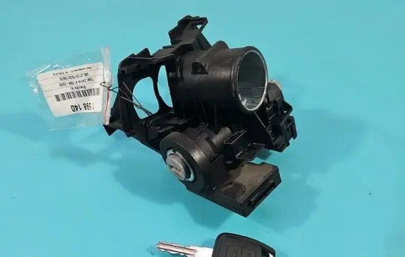 Opel Zafira A Ignition lock IMPRK1598140
