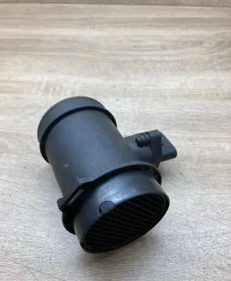 Audi A6 S6 C5 4B Mass air flow meter 059906461A 0281002224