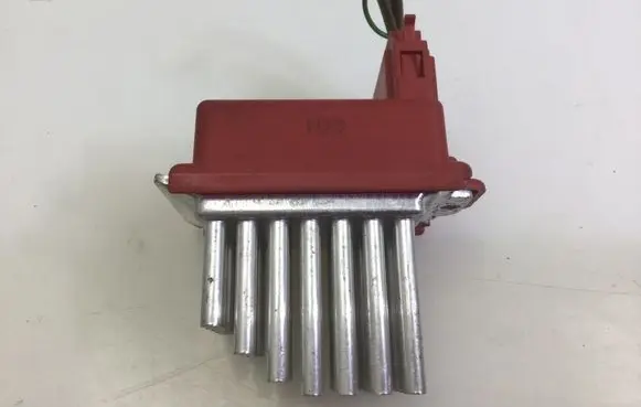 Audi A3 S3 8L Heater blower motor/fan resistor 1J0907521