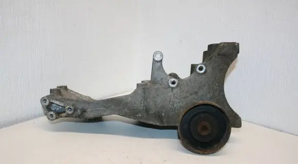 Audi A4 S4 B6 8E 8H Generator/alternator bracket 06B903143L