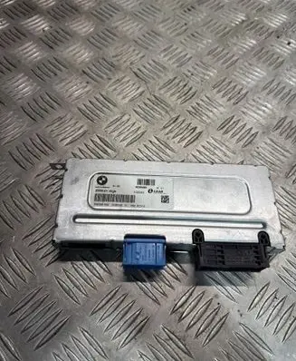 BMW 5 F10 F11 Gateway control module 9236469