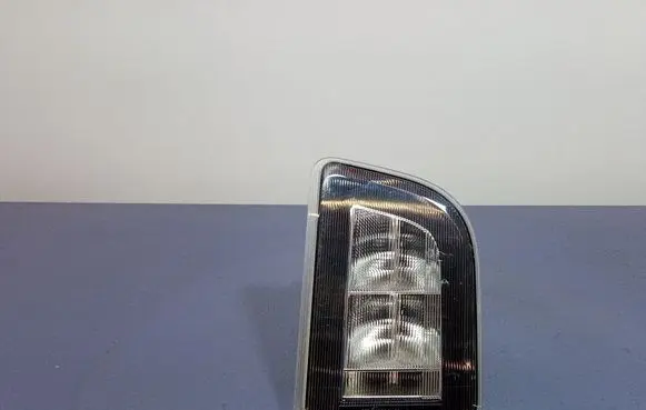 BMW iX Rear/tail lights 7953792