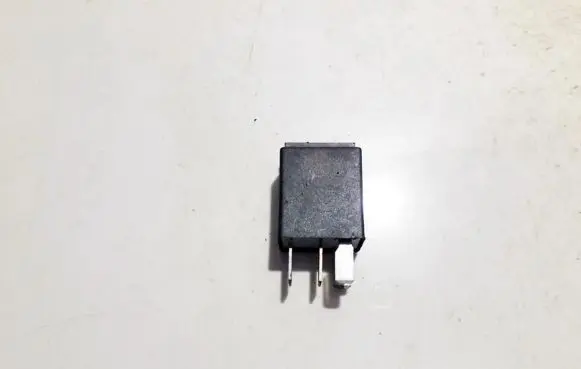 Opel Astra H Other relay 13266316