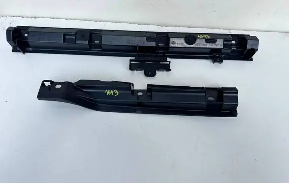 BMW 4 G22 G23 G24 G26 Sill supporting ledge 8737090 15857711
