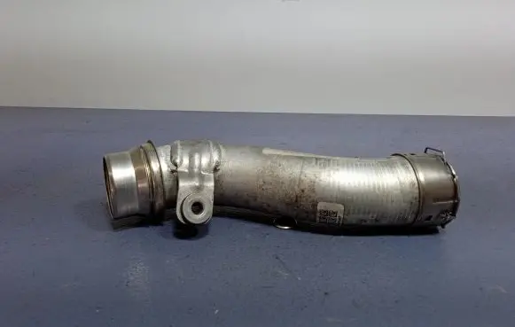 BMW M4 G82 G83 Air intake hose/pipe 8054841