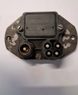 Mercedes-Benz 200 300 W123 Ignition amplifier control unit 0227100114